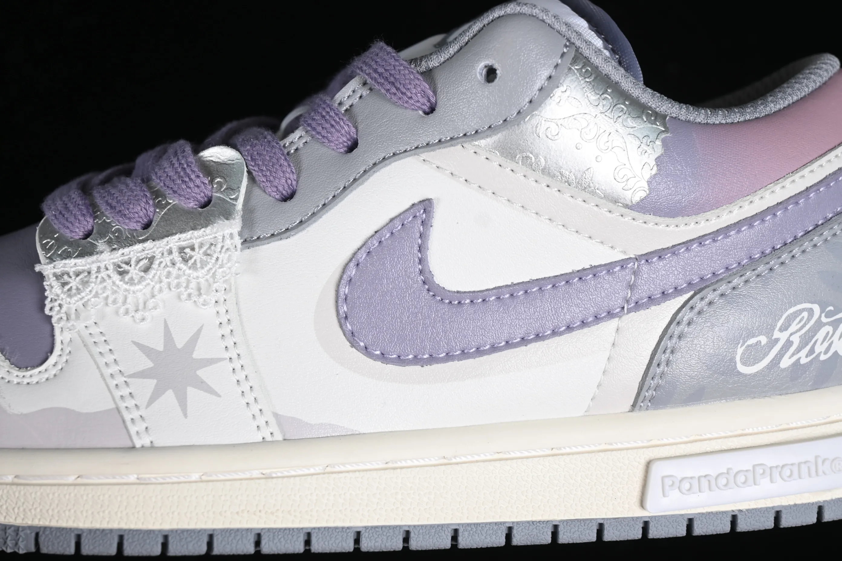 All categories Air Jordan Jordan series basketball shoes Air Jordan 1 Low Air Jordan 1 Low AJ1 Joe 1 Panda Prank Modern Wei Realm Gray Series Medal of the Rose Low-top cultural retro basketball shoes 553560-053
